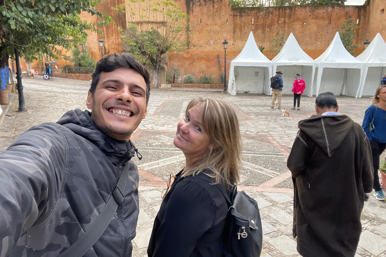 Chefchaouen: Hidden Gems Guided Tour with Mint Tea Private walking tour