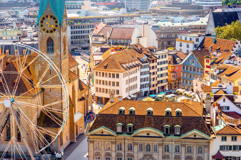 Zurich: Private Photo Shoot with Local Photographer ESSENTIAL 20 min | 15 photos