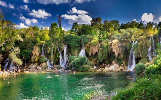 Visit Mostar and Kravice Waterfalls Tour from Dubrovnik in Fresno