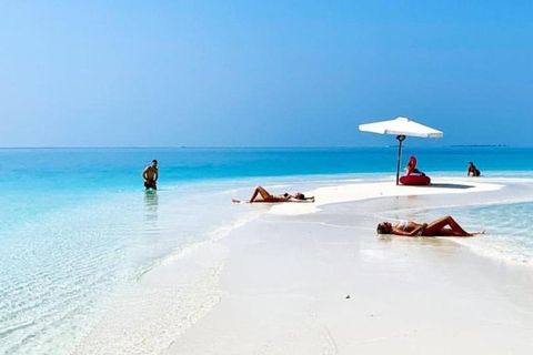 Zanzibar: Prison Island e Nakupenda, una gita in barca con pranzo.