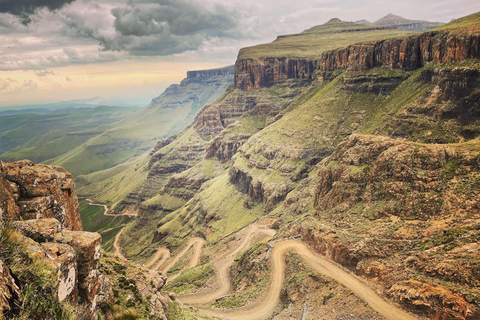 Von Durban: 2 Tage Tour Sani Pass und Tala Game Reserve