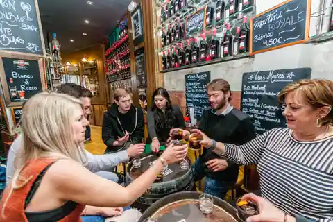 Barcelona: Tour gastronómico de vinhos e tapas para os amantes da comida espanhola