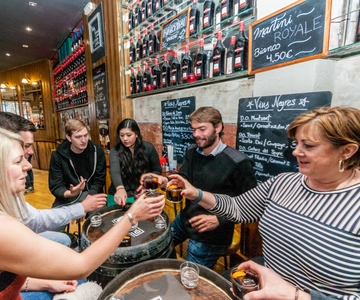 Barcelona: Wine and Tapas Tour for Lovers of Spanish Food