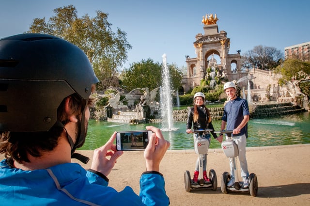 Tour in Segway di Barcellona Insiders 1,5h