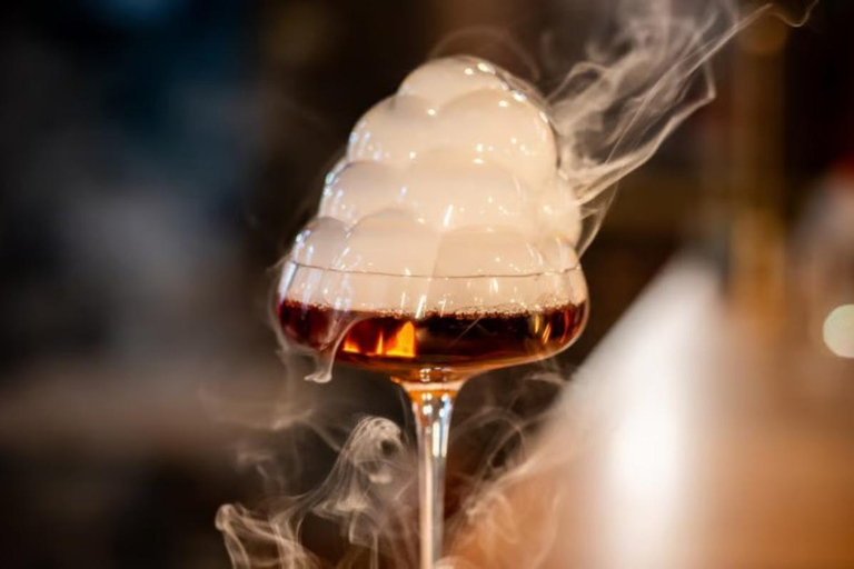 Wrocław: Guided Cocktail Tasting at Szkocka Cocktail Bar