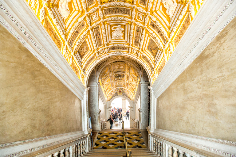 Veneza: Visita sem fila ao Palácio Ducal com PrisõesExcursão em Alemão