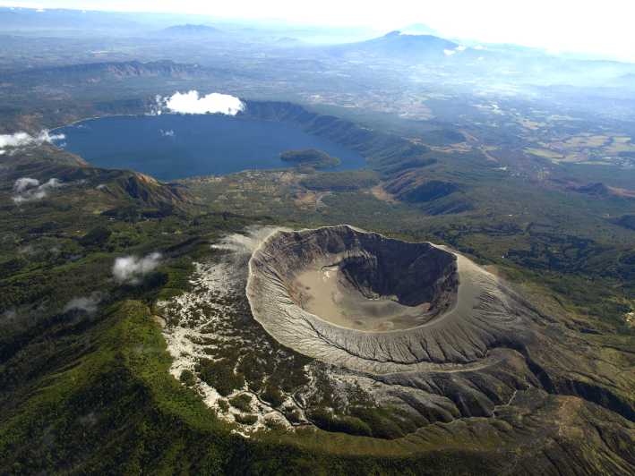 Combo-dagtour: koloniale route en vulkanen