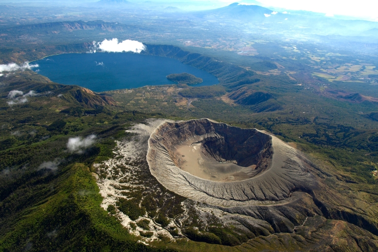 Combo-dagtour: koloniale route en vulkanenStandaard Optie: