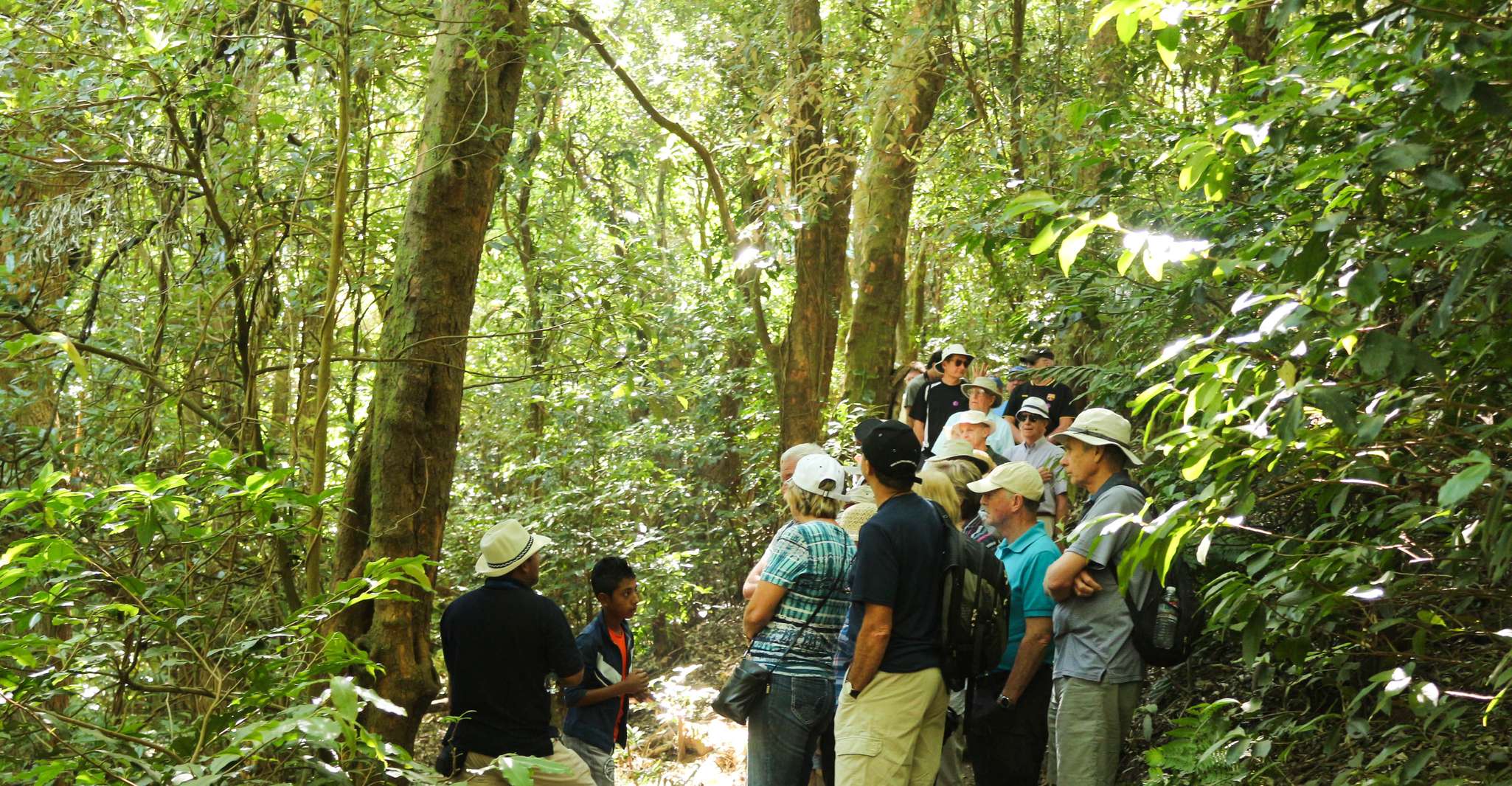 Combo Day Tour, Colonial Route and Volcanoes - Housity