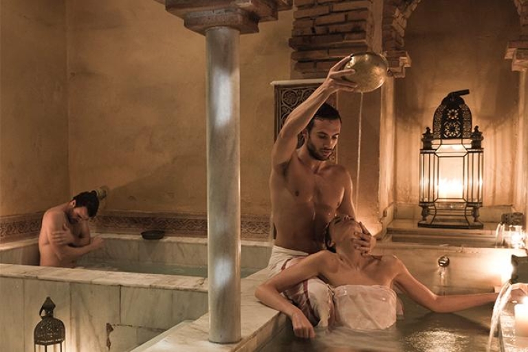 Córdoba: entreeticket Hammam Al Ándalus en optionele massageHammam ervaring met 30-minuten massage