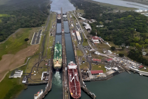Panama City: Helicopter Tour Over the Panama Canal