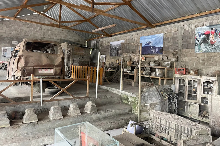 Yogyakarta: Private Merapi Jeep Lava Tour with Pickup