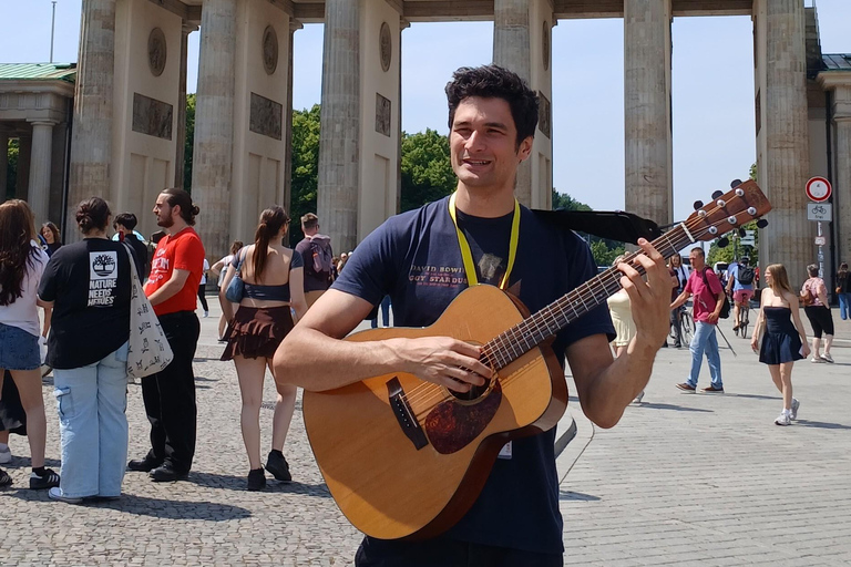 柏林：历史步行导览，搭配现场音乐柏林：历史徒步游，配现场音乐