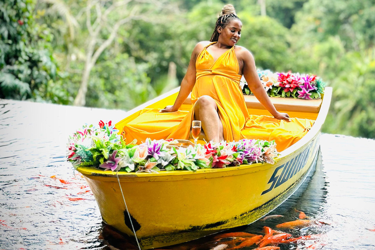 Bali: Swings, Koi Fish Photo Boat, Monkey Forest & Waterfall Private Tour all Ticket include