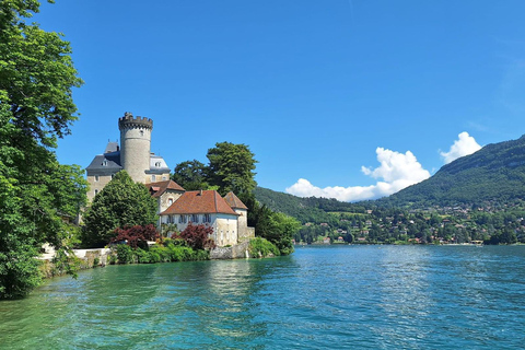 Luxury Private transfers ZRH to Interlaken in V ClassDiscover the enchanting beauty of Lake Como