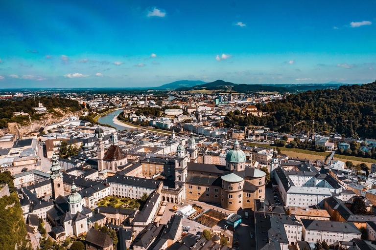 Wien: Privater Transfer nach Salzburg mit Halt in Hallstatt