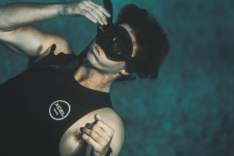 Guided Snorkel in Barcelona Beach