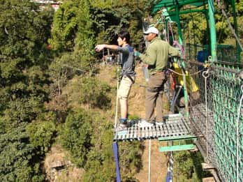 Nepal: Bungy Jumping Nepal: Bungy Jumping