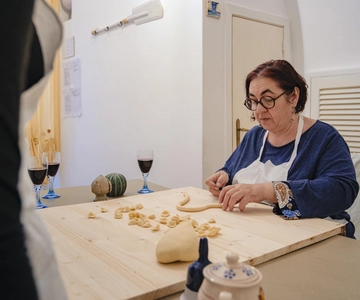 Polignano a Mare: Pasta Making Cooking Class with Drink