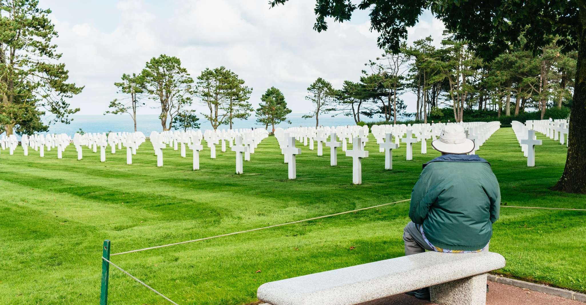 Paris: Normandy D-Day Sites Guided Day Trip with Lunch photo 1