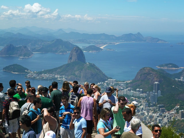 Christ the Redeemer through Lage Park 6-Hour Hiking Tour