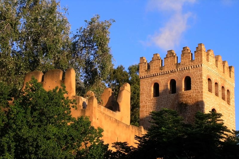 Vanuit Tanger: Chefchaouen hele dagtrip met gidsVanuit Tanger: Chefchaouen Hele dagtrip