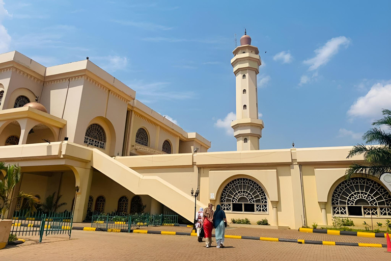 Kampala: Religious Sites Tour with Lunch & Private Transfers
