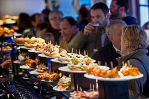 Madrid: Spanish Gastronomy and History with 3-Course Meal
