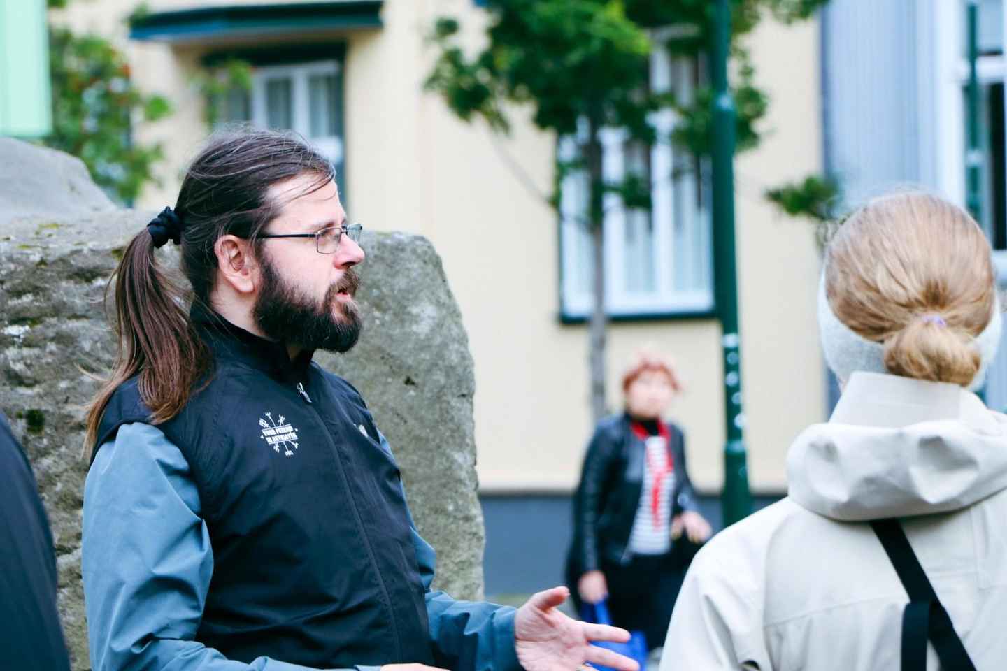 Reykjavik: Guided Folklore Walking Tour