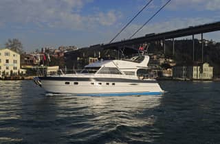 Istanbul: 2-stündiger, privater Bosporus-Segeltörn