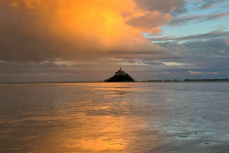 Bay of Mont Saint-Michel : Quicksands And Discovery Quicksands And Discovery + See the Tide Coming Up