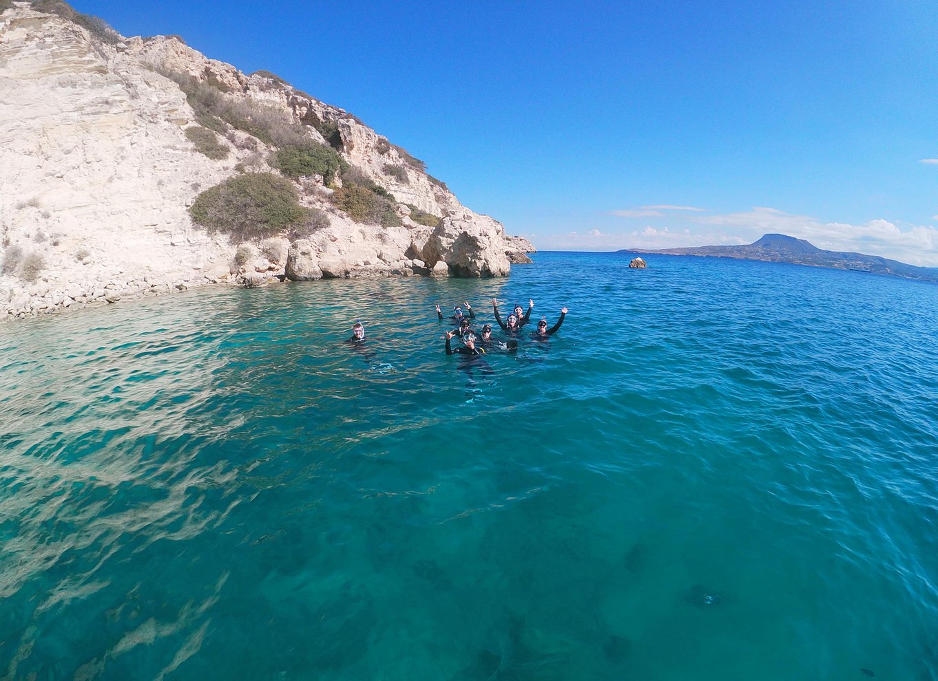 Chania: Bådtur med guidet tur med snorkling