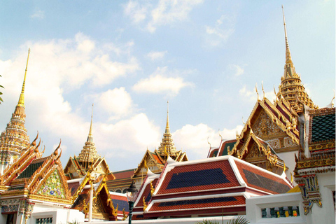 Bangkok: Grand Palace & Emerald Buddha Entry w/ Audioguide