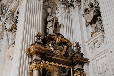 Munich in 500 Years: An Architectural Time Machine in English