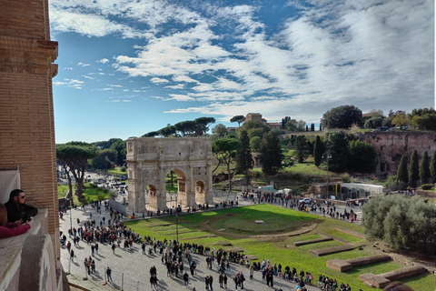 Tour privado del Coliseo y del Foro Romano con recogida en el hotel