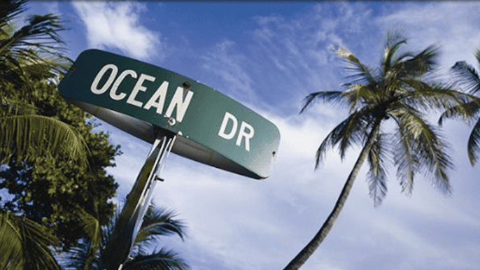 ocean drive private tour by legendary vintage convertible