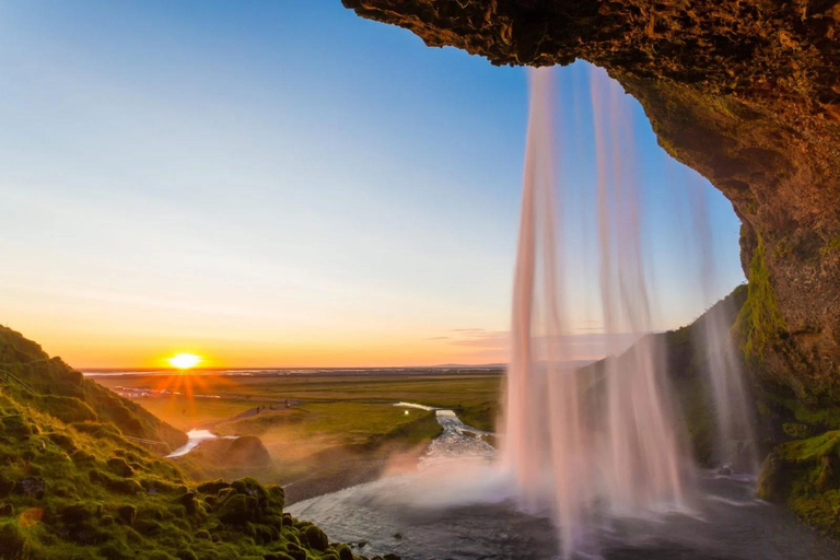 Reykjavik: South Coast Waterfalls & Black Sand Beach Tour