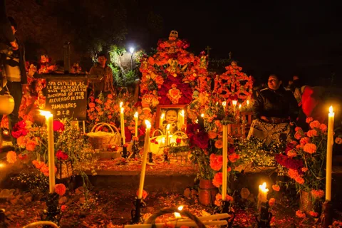 La Crucecita: Visita guiada al Festival del Día de los Muertos