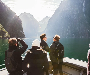 Milford Sound: Premium Small Group Tour from Queenstown