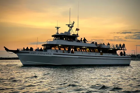 Hyannis: Hyannis Harbor Sunset Cruise