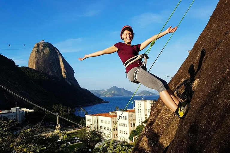 Rio de Janeiro: Outdoor Rock Climbing Lesson in Urca