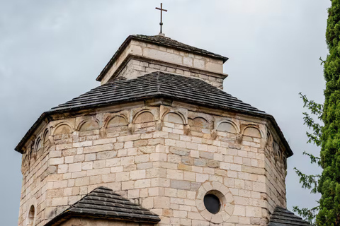 Girona: Walking Tour of Secrets, Stories, and Vantage Points