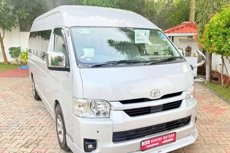 Sri Lanka: 10-Day Private Tour with Driver & Vehicle