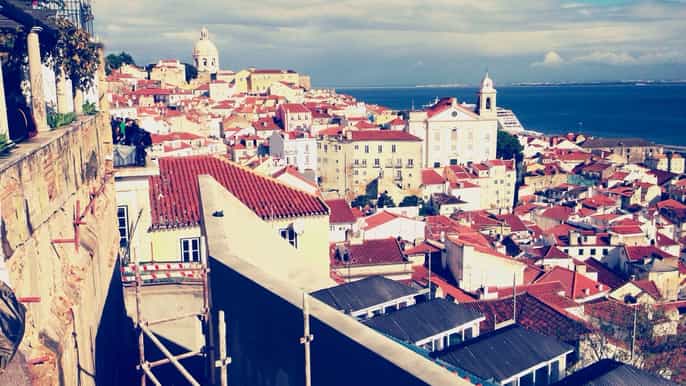 old lisbon halfday lgbt walking tour