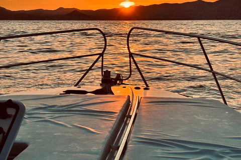Cannes: Luxury Yacht Cruise to Lerins Islands Cannes: Luxury Yacht Cruise to Lerins Islands - 4H