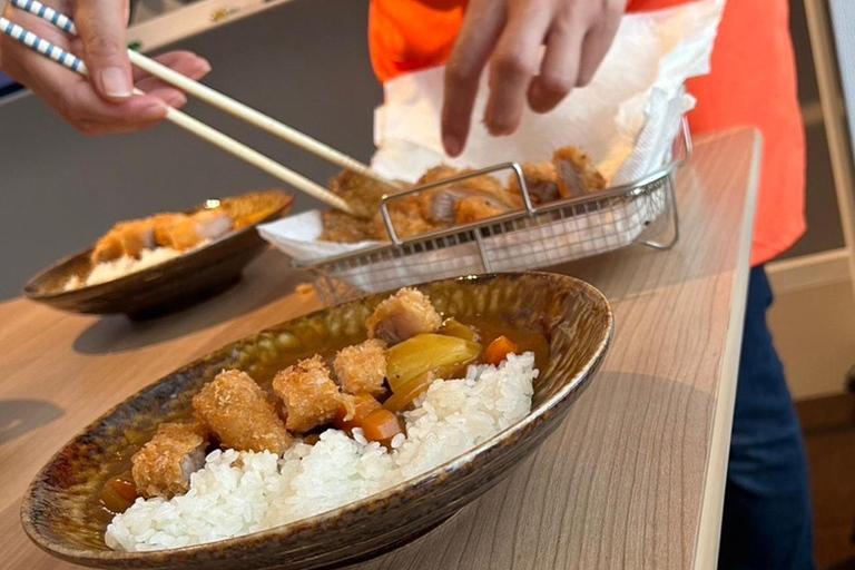 Katsu Curry/Bento kookles &amp; rondleiding door plaatselijke winkelsKatsu Kerrie Koken