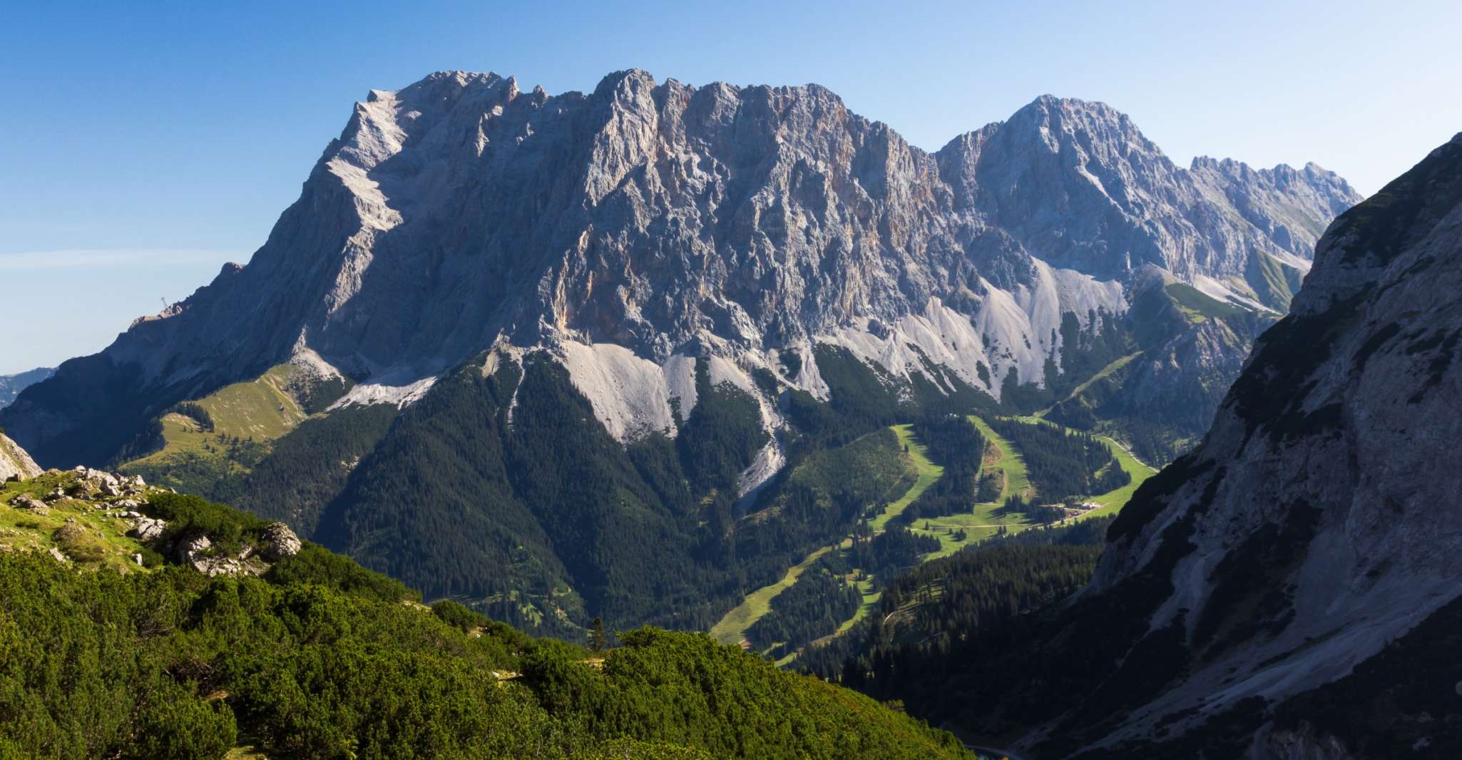 From Munich, Zugspitze Mountain Van Tour - Housity