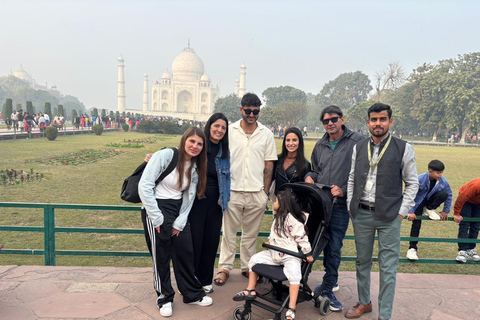 Agra: Taj Mahal, Agra Fort & Baby Taj Skip-The-Line Tour Tour with Private Car, Driver, Guide, Lunch & Entry Tickets