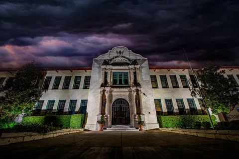 Magnolias & Mourning: Augusta Apparitions Ghost Tour