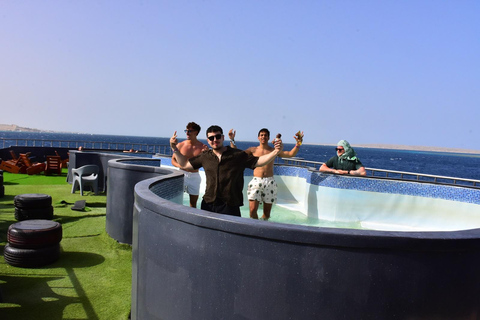 Hurghada: Luxury Catamaran Semi Submarine & Island & Sunset Luxury Catamaran Island With Private Transfer